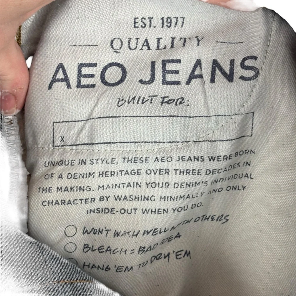 American Eagle Outfitters Original Straight Jeans – Sz 28x32 (Excellent)